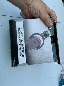 MSA Safety 10190358 V-Gard Cap-mounted Hearing Protection, High, 31 Decibles - Picture 1 of 20