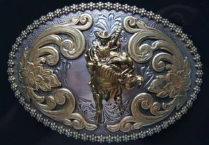Nocona Belt Buckle BULL RIDER Gold & Silver Tone Western cowboy 3756641 - Picture 1 of 4