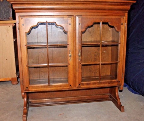 Vintage Solid Maple Wood China Top Cabinet Cover