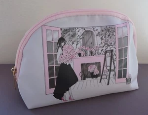 CLARINS Pink Makeup Cosmetics Bag / Pouch, Brand NEW! - Picture 1 of 6