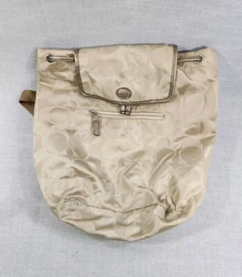 Mochila Coach 16556 cáqui bege jacquard leve assinatura 16 x 15 x 5 - Imagem 1 de 4