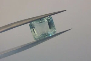 2,17 CTS NATURAL SIN CALEFACCIÓN ESMERALDA VERDE CLARO DE BRASIL CORTE ESMERALDA de 10 x 8 mm - Imagen 1 de 5