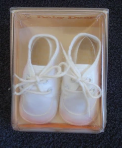 Vintage Baby Deer Infant Boy White Satin Shoes Size 0 NEW - Picture 1 of 8