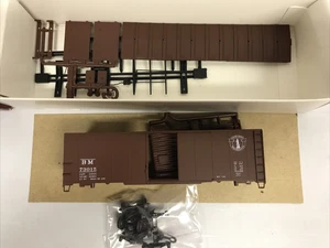 HO Branchline Yardmaster Series Kit 8002 AAR 40' Boxcar Boston & Maine BM 73015 - Imagen 1 de 5