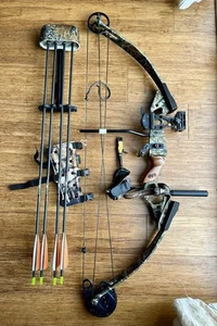 PSE Fire Flite 33 Loaded 28” 50-60 Sight Rest Arrows Quiver Release RH - Picture 1 of 11
