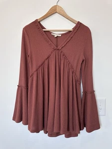Indigo Thread Co Womens XS Orange Bell Sleeve Waffle V-Neck Button Accent Shirt - Picture 1 of 5