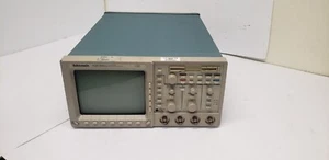Tektronix TDS 460A 4 Channel 400MHz 100MS/s Digitizing Oscilloscope *READ* - Picture 1 of 10