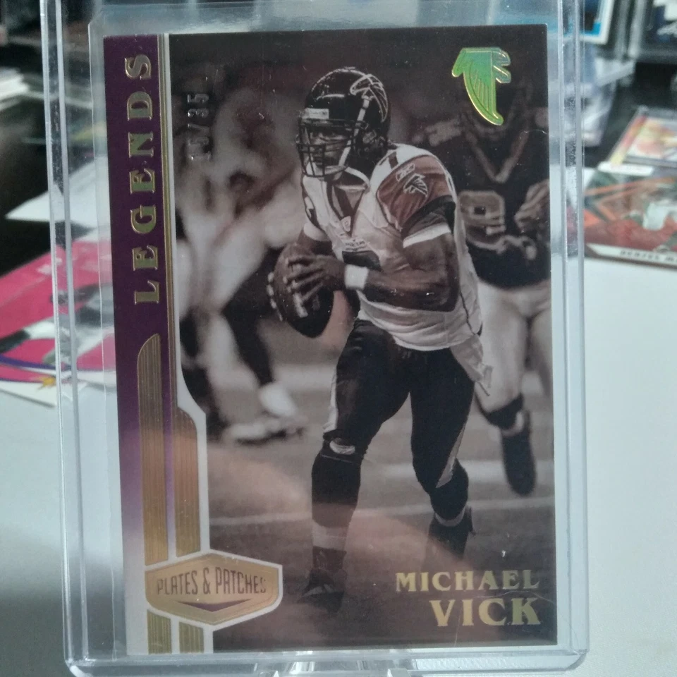 2020 Legends Plates And Patches Michael Vick 15/35 - Image 1 of 2