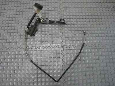 Трубы главного цилиндра насоса суппорта заднего тормоза BMW R 1200 GS K50 - Изображение 1 из 4