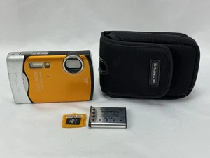 Olympus Stylus 850 SW Waterproof Digital Camera w/ Battery & 1GB Card Orange - Picture 1 of 19