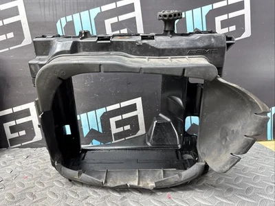 OEM 2018-20 MERCEDES BENZ E63S E63 AMG W213 RADIADOR ENFRIADOR DE ACEITE CUBIERTA CONDUCTO DE AIRE Foto 1 de 4