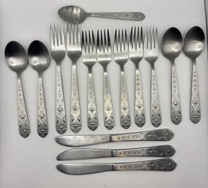 (15) International PUEBLO Stainless Aztec Geometric Design Silverware Flatware - Picture 1 of 10