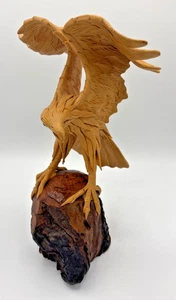 Hand-Carved Boxwood Eagle on Burl Base – Detailed Wooden Sculpture, 11" - Picture 1 of 13