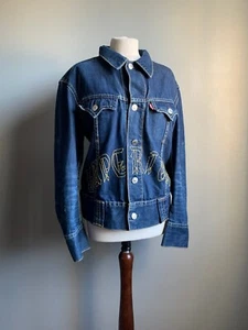 LEVIS 70905 TRUCKER JACKET large UK14 denim blue distressed SUPERIOR embellished - Picture 1 of 20