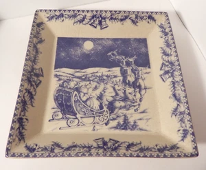 Vintage Blue and Ecru Transferware Santa Reindeer Christmas Square Bowl 8"  Nice - Picture 1 of 6