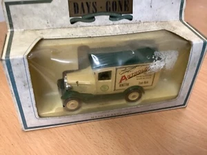 Lledo Days Gone Anthology Denin Benetton (CB24) - Picture 1 of 1