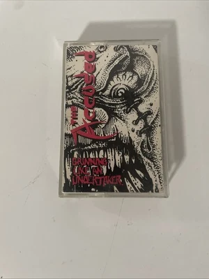The Accused – Grinning Like An Undertaker CASSETTE TAPE US Foto 1 de 4