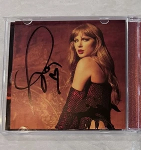 Rare LONG Signature Auto Taylor Swift Signed The Life Of A Showgirl CD Photo 3 - Picture 1 of 5