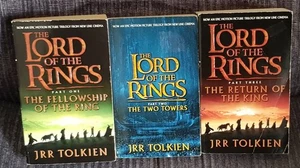 Lord Of The Rings Trilogy Paperbacks - Picture 1 of 7