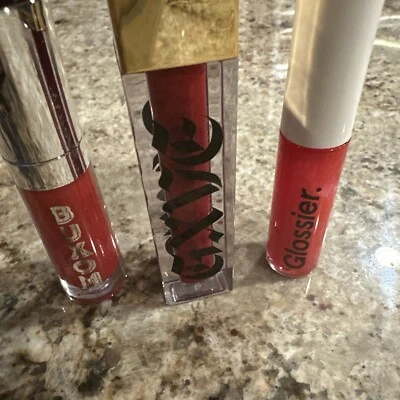 Lot of 3~ BUXOM-GLOSSIER-GXVE- LIP LOT!   ALL RED!  Gloss, Matte Lipstick, Plump - Image 1 of 4