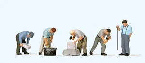 Preiser 10669 1:87 HO Work on the quarry stone wall - Picture 1 of 1