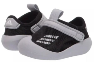 Adidas Unisex-Bebé Niño Pequeño Negro/Blanco/Plateado Altaventure Court Zapatilla Talla 5K - Imagen 1 de 15