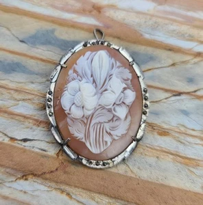 Antiguo broche o colgante camafeo floral de plata 800, marcasita y concha de colección - Imagen 1 de 11