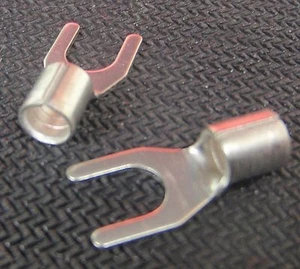 500PC NON INSULATED #10 FORK CRIMP TERMINALS 16-14AWG SNB25 - Picture 1 of 1