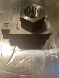 VERSA, ESCAPE RÁPIDO, QE-6-316, 3/4" x 1" FNPT - Imagen 1 de 3