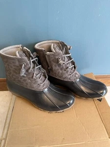 NUEVO EN CAJA Botas Sperry Saltwater Cheetah Duck Gris | Para Mujer Talla 7 - Imagen 1 de 8
