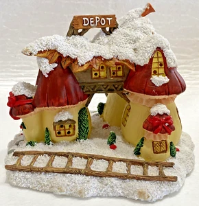 Charming Tails SQUASHVILLE MUSHROOM DEPOT (LIGHTED) Figure Fitz & Floyd ~ In Box - Picture 1 of 20