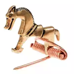 Broche de biblia de caballos celtas bronce plateado joyería medieval NUEVO - Imagen 1 de 2