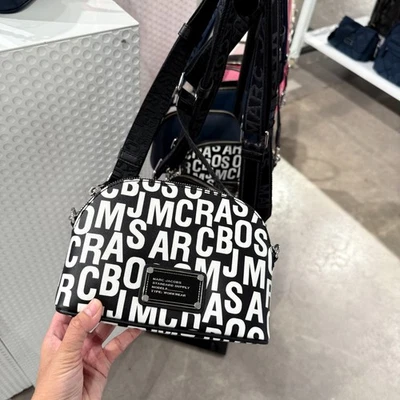 Bandolera Marc Jacobs Jumbled Logo Trademarc Dome 4S5HCR016H02 Foto 1 de 4