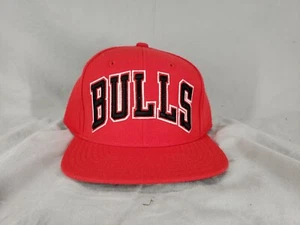 CHICAGO BULLS NBA BASKETBALL Retro STA3 Adidas Druckknopflasche Kappe EINHEITSGRÖSSE VINTAGE - Bild 1 von 5