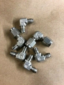 New Swagelok Union Elbow  SS-200-9, 1/8" Tube (lot of 6) - Picture 1 of 1