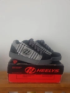 Heelys Straight Up Black Plaid Charcol White Size 2 UK With Box VGC! Trainers - Picture 1 of 15