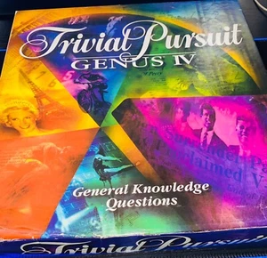 Juego Trivial Pursuit Genus IV 1996 Parker Brothers - Conocimientos generales - Completo - Imagen 1 de 5