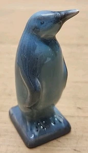 Rare Beswick Penguin  Blue Gloss Glaze - Foto 1 di 6