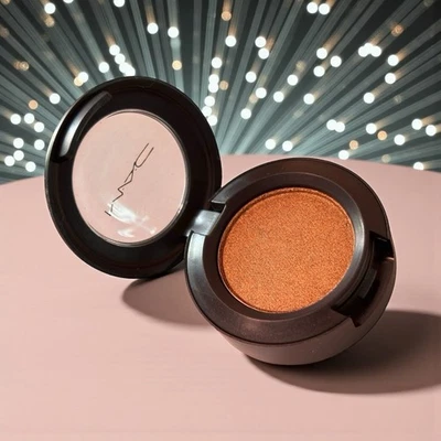 MAC Eye Shadow Powder Single, AMBER LIGHTS (frost) 0.05oz / 1.5g Full Size Free - Image 1 of 4