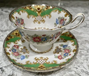 VTG Shelley Tea Cup & Saucer "Sheraton" Pattern Green Gold Florals Cottagecore - Picture 1 of 12