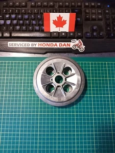 Honda XR500R XR600R Pressure Plate 22350-MG3-000 Used Fits 1983-22 500-650cc - Picture 1 of 16