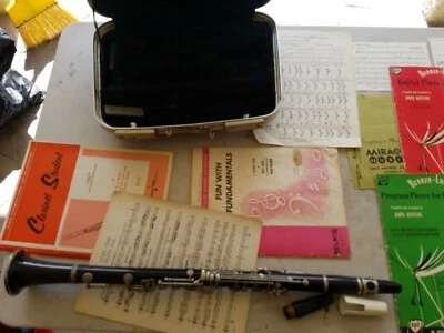 Clarinete Conn 16 vintage con estuche rígido y boquilla tono EZ Foto 1 de 4