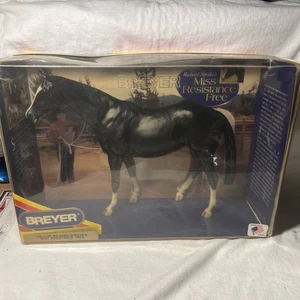 BREYER #1126 MISS RESISTANCE FREE TOUCH OF CLASS MOLD BLACK DAMAGED BOX - NEW! - Picture 1 of 7