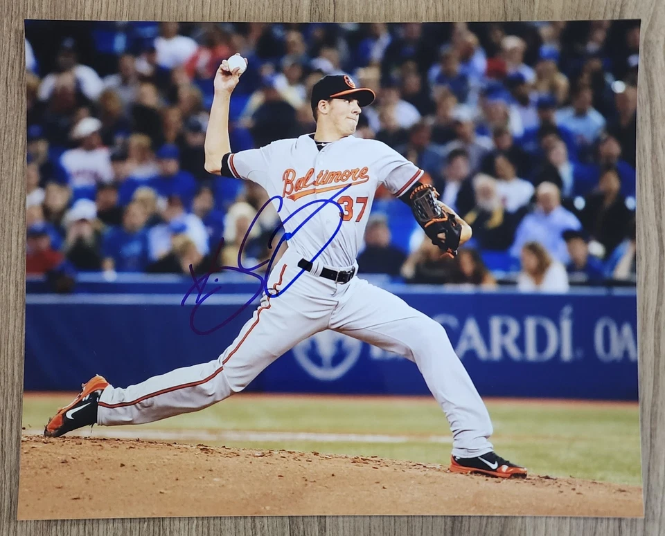 Foto firmada por Kevin Gausman 8x10 Baltimore Orioles RAD Foto 1 de 1