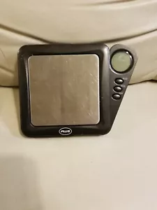 600 Gram Digital scale, battery operated, brand AWS, model # AMW-BLADE600 - Picture 1 of 2