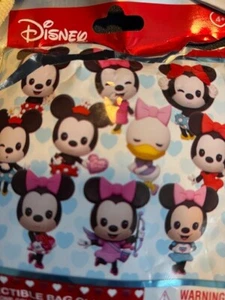 DISNEY BLIND BAGS 3D FOAM FIGURAL KEY CLIP MINNIE MOUSE VALENTINE 2025 - Picture 1 of 6