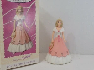 ¡NUEVO! Hallmark 1997 Springtime Barbie #3 en primavera adorno serie Barbie - Imagen 1 de 3