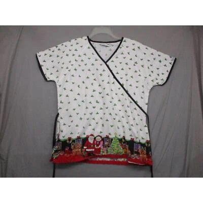 Blusa Médica UAscrubs Temática Navidad Manga Corta Estilo Envolvente Para Mujer Talla Grande Foto 1 de 4