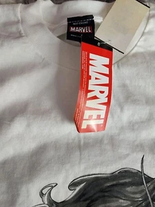 Marvel AVENGERS XL T-Shirt - Picture 1 of 3
