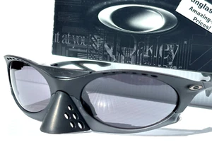 NEW Oakley PLANTARIS Matte Black PRIZM Grey Lens TRAVIS SCOTT Sunglass 9437-01 - Picture 1 of 18